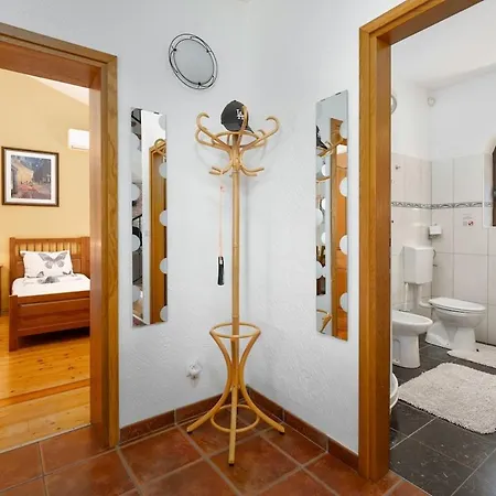 Imagine By Briskva Višnjan